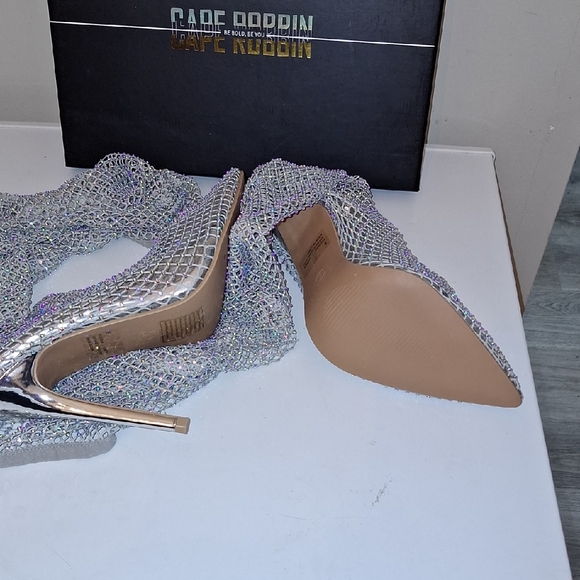 Cape Robbin Silver Glitter Heels - Picture 6 of 7
